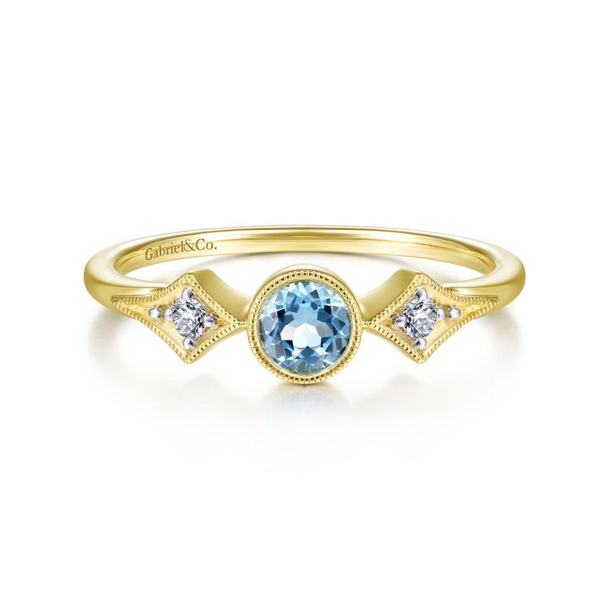 14K Yellow Gold Blue Topaz and Diamond Ring 14K Yellow Gold Blue Topaz and Diamond Ring